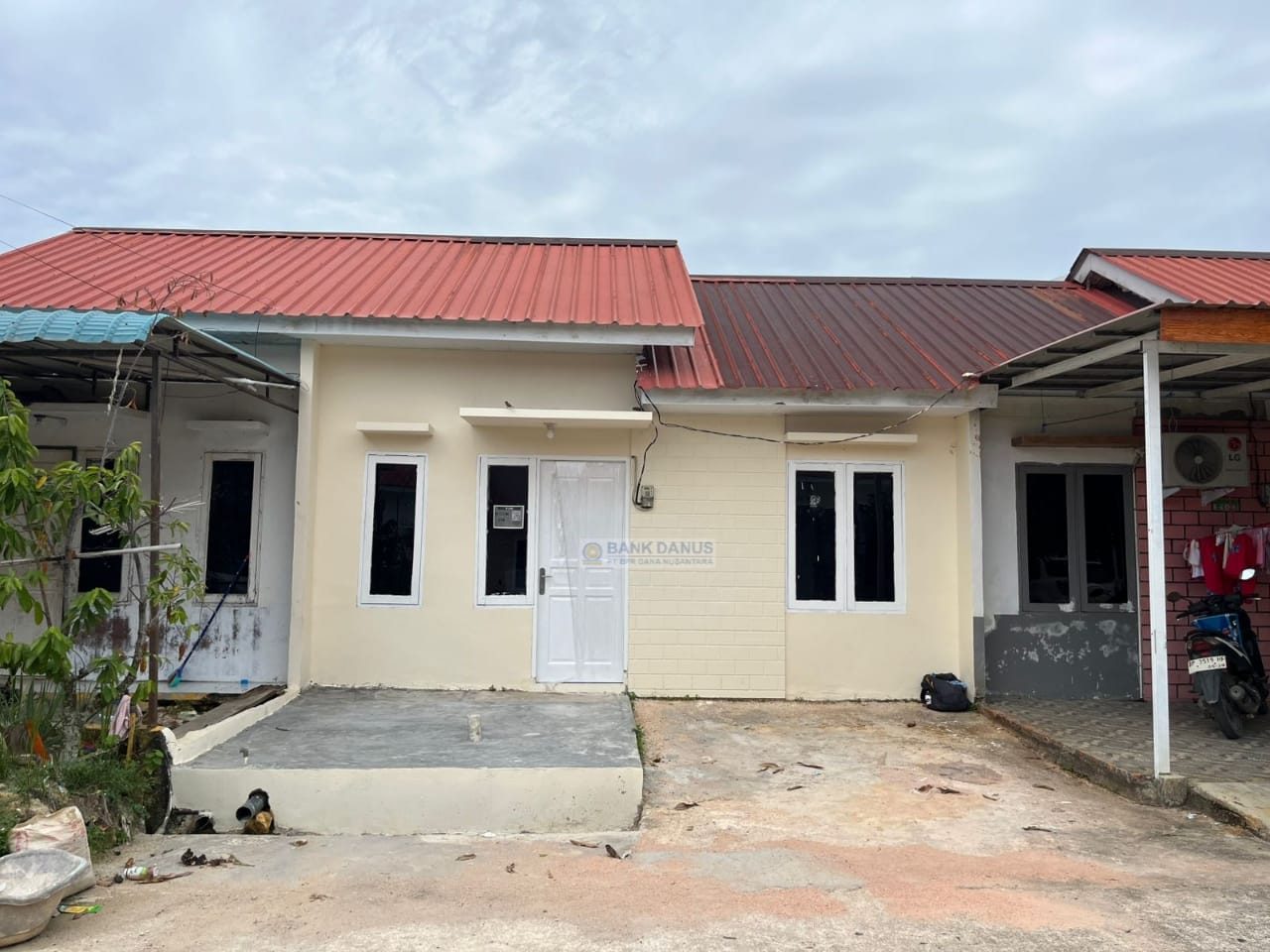 Perumahan Devin Premiere Blok E1 No 23A - Marina